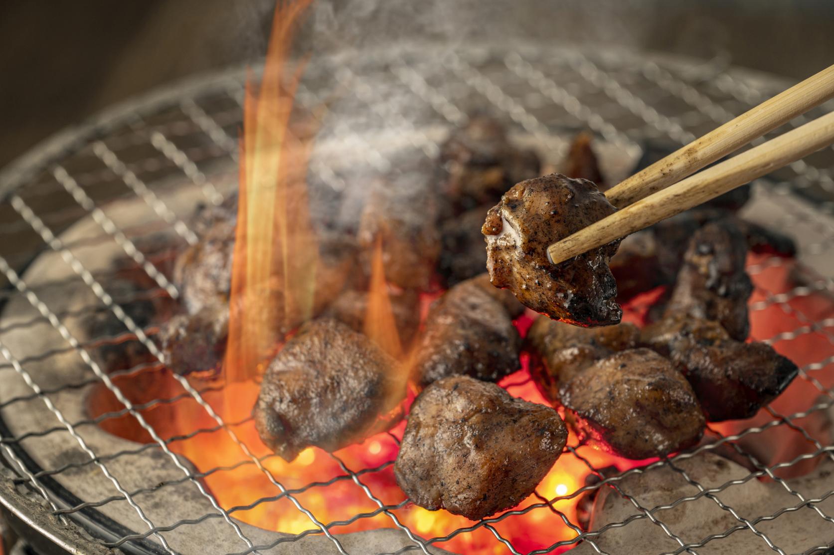 地鶏の炭火焼き