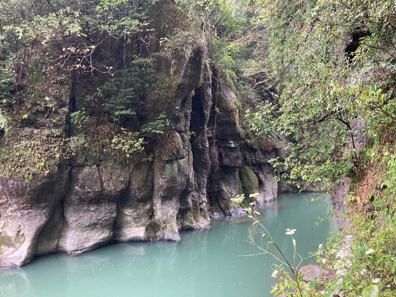 Sannomiya Gorge (Kobayashi City)-1