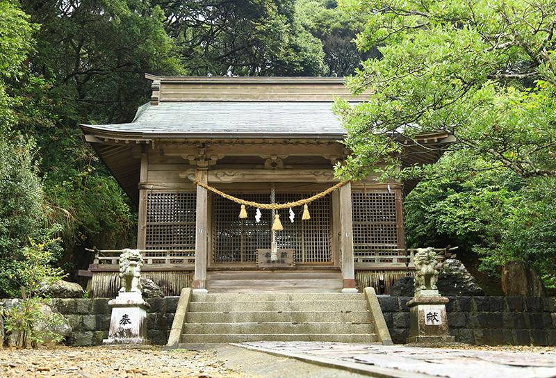 湊柱（みなとばしら）神社-0