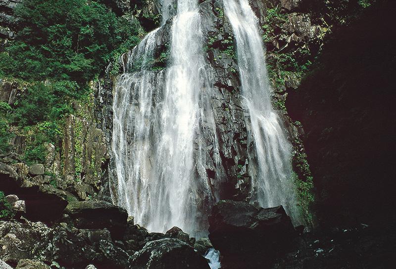 矢研の滝-0