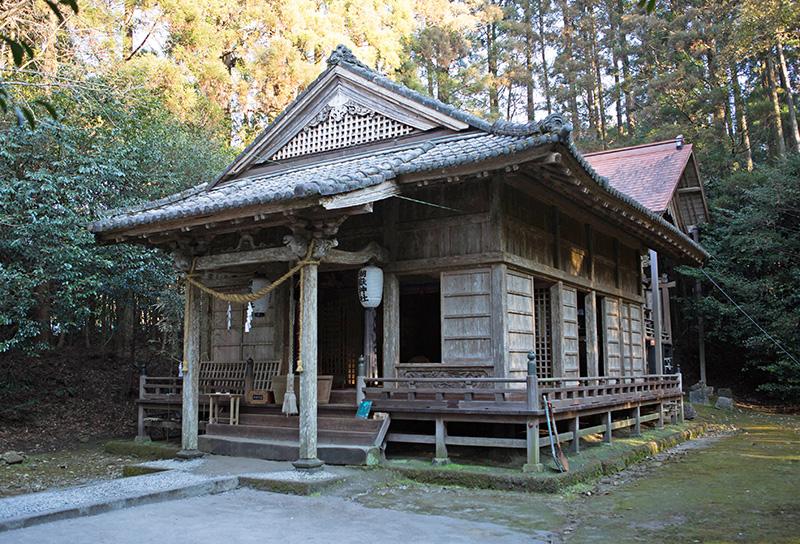 潮嶽（うしおだけ）神社-0