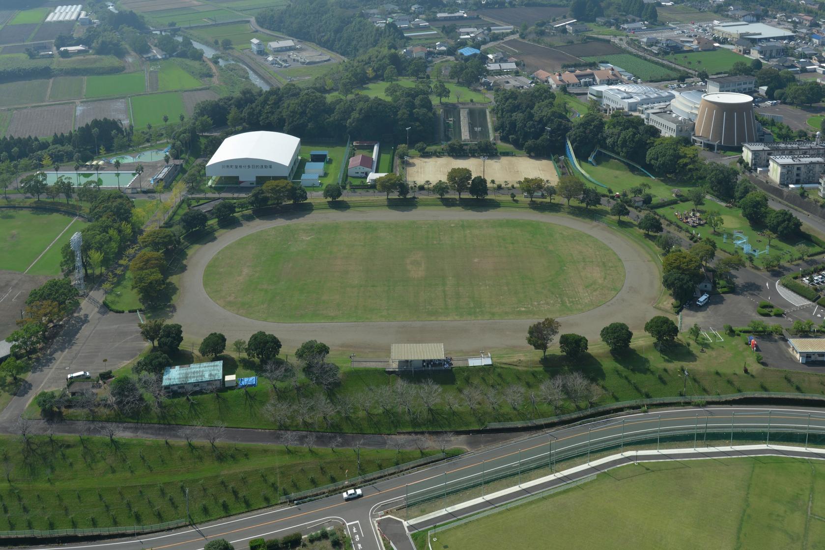 川南町運動公園（陸上競技場）-1