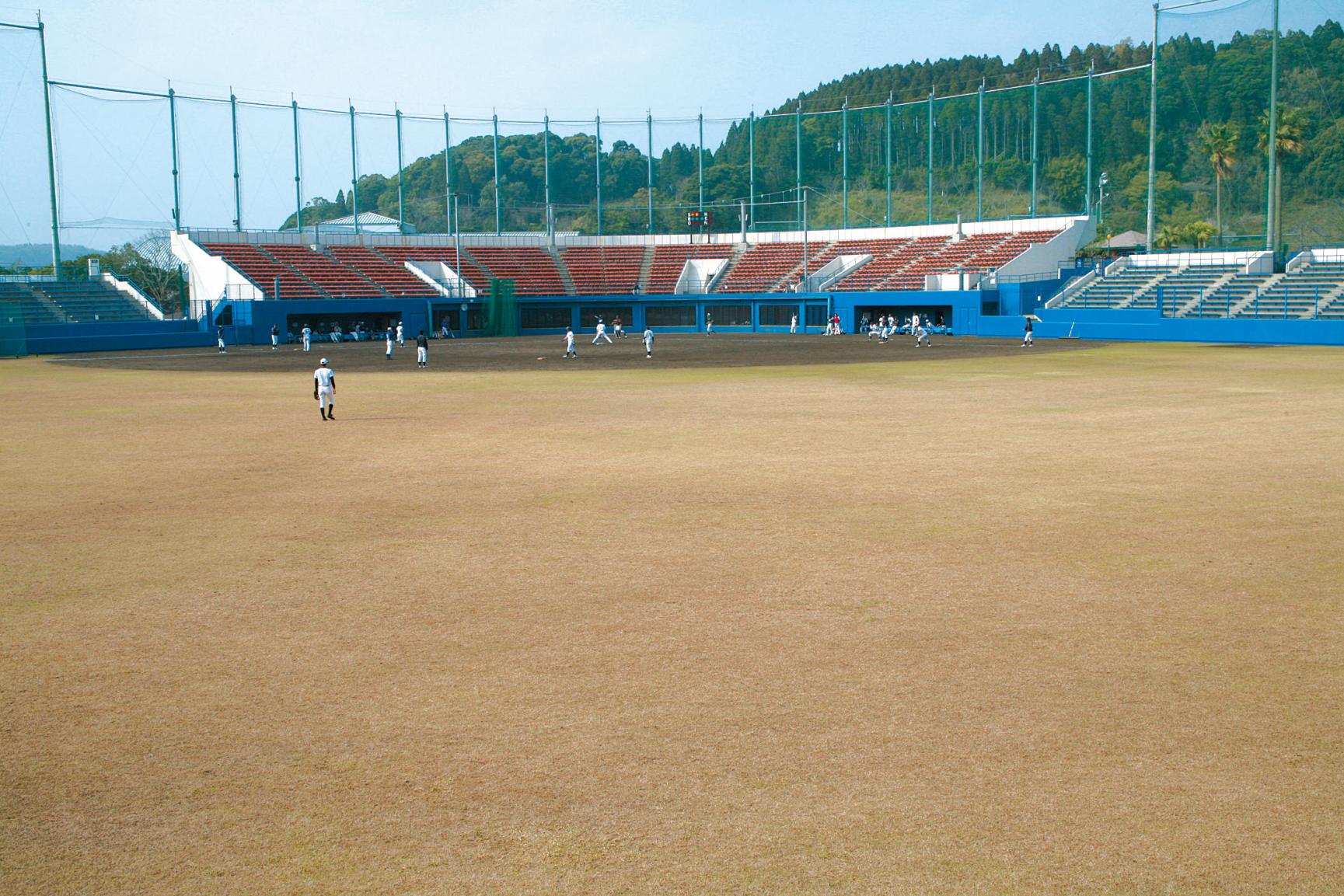 南郷スタジアム（南郷中央公園）-1