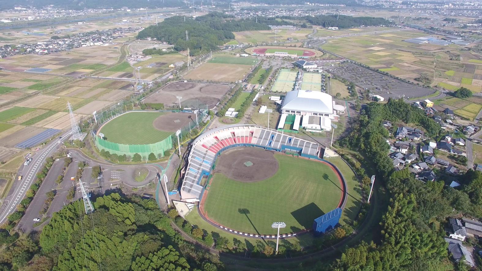 アイビースタジアム（宮崎市生目の杜運動公園）-2