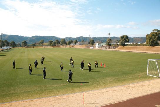 綾錦原サッカー場（サッカー場）-1