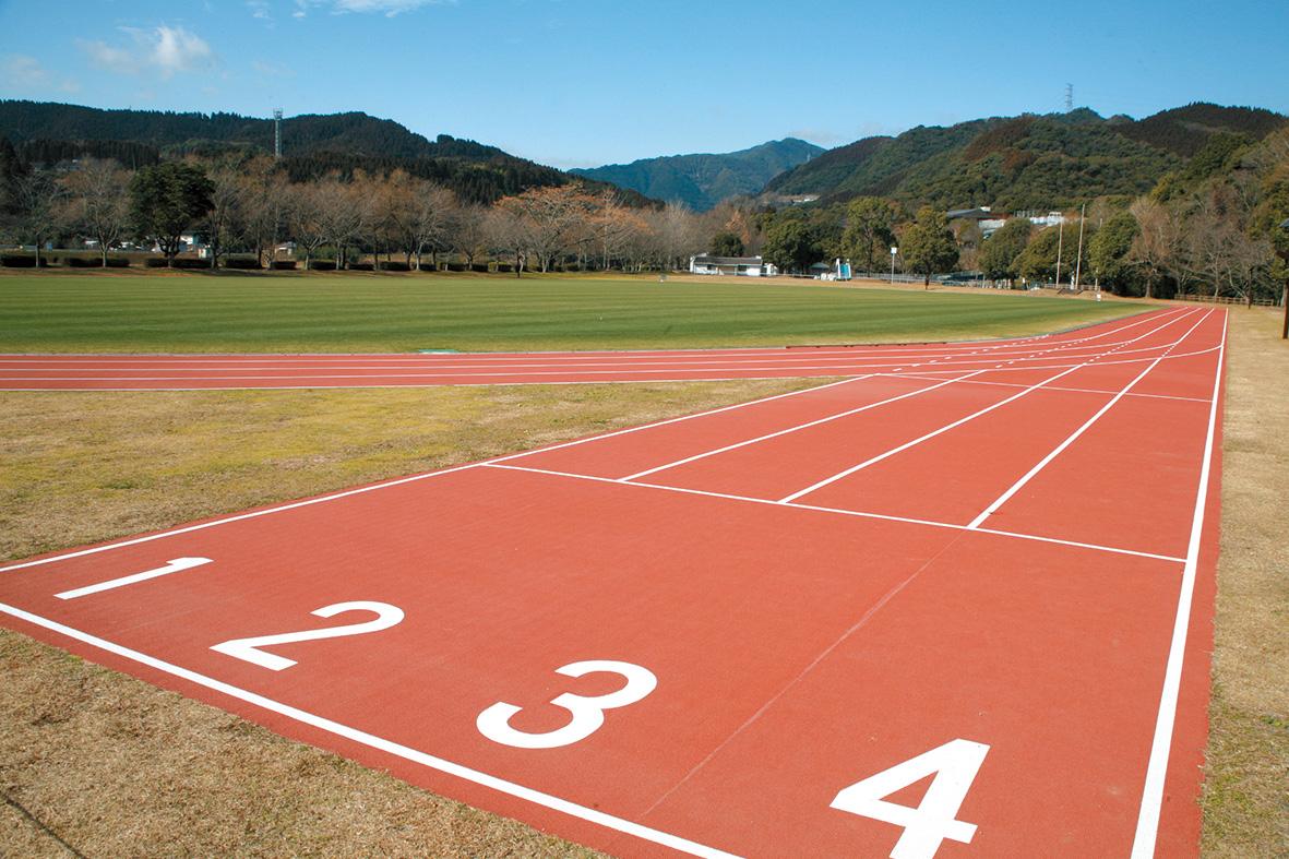 綾町小田爪運動公園（陸上競技場）-1