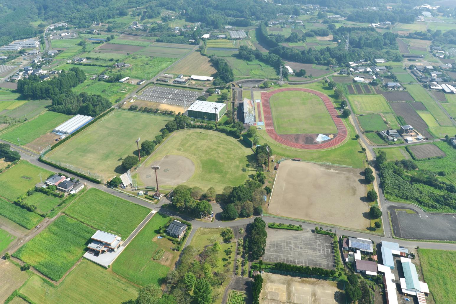 都農町藤見公園（野球場）-1